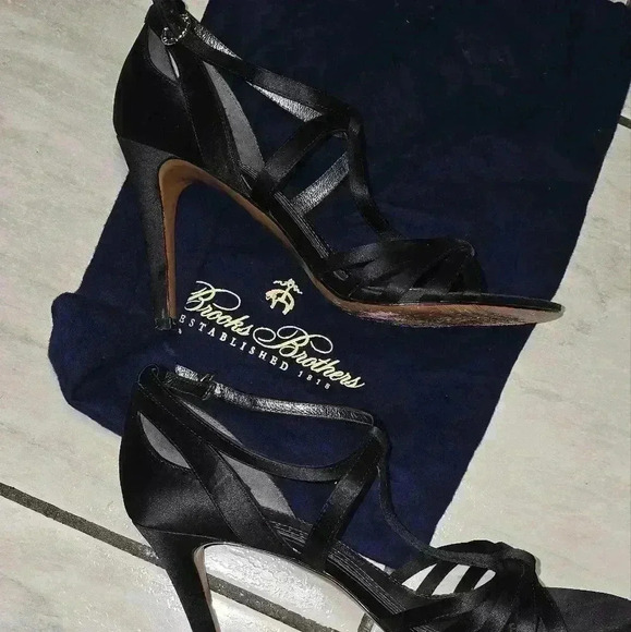 BROOK BROTHERS HIGH HEELED SATIN SANDAL SIZE 8.5 - Picture 4 of 8